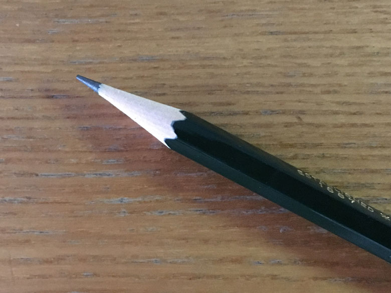 カールエンゼル５で削った鉛筆